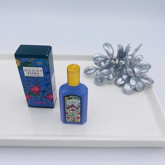 Gucci Flora Gorgeous Magnolia EDP,  Floral, Joyful, NEW - Mini 0.16 oz 5 ml - Picture 2 of 13